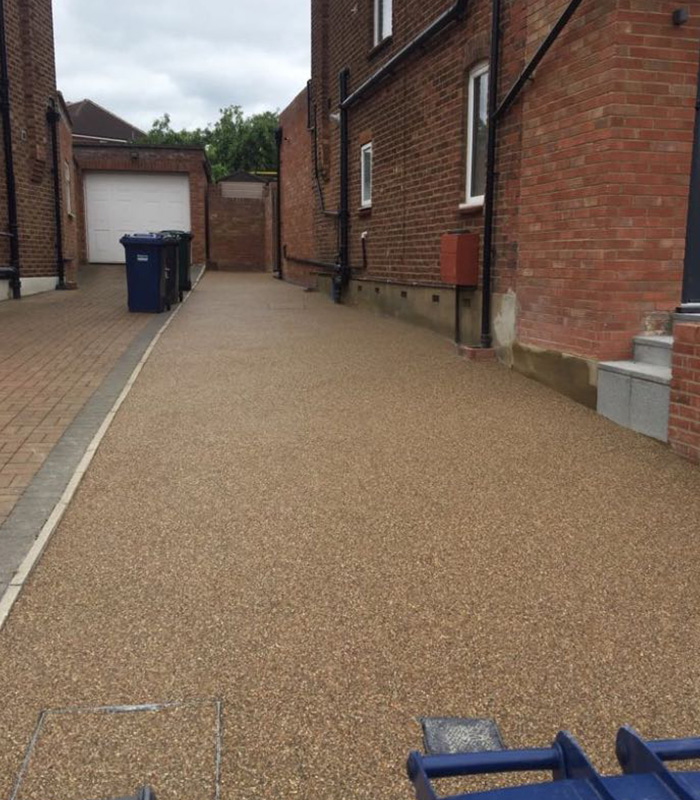 resin drive palmers green